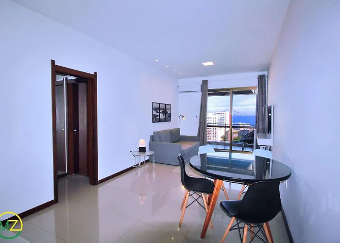 Incrível sala e quarto com varanda em Ipanema Rio de Janeiro